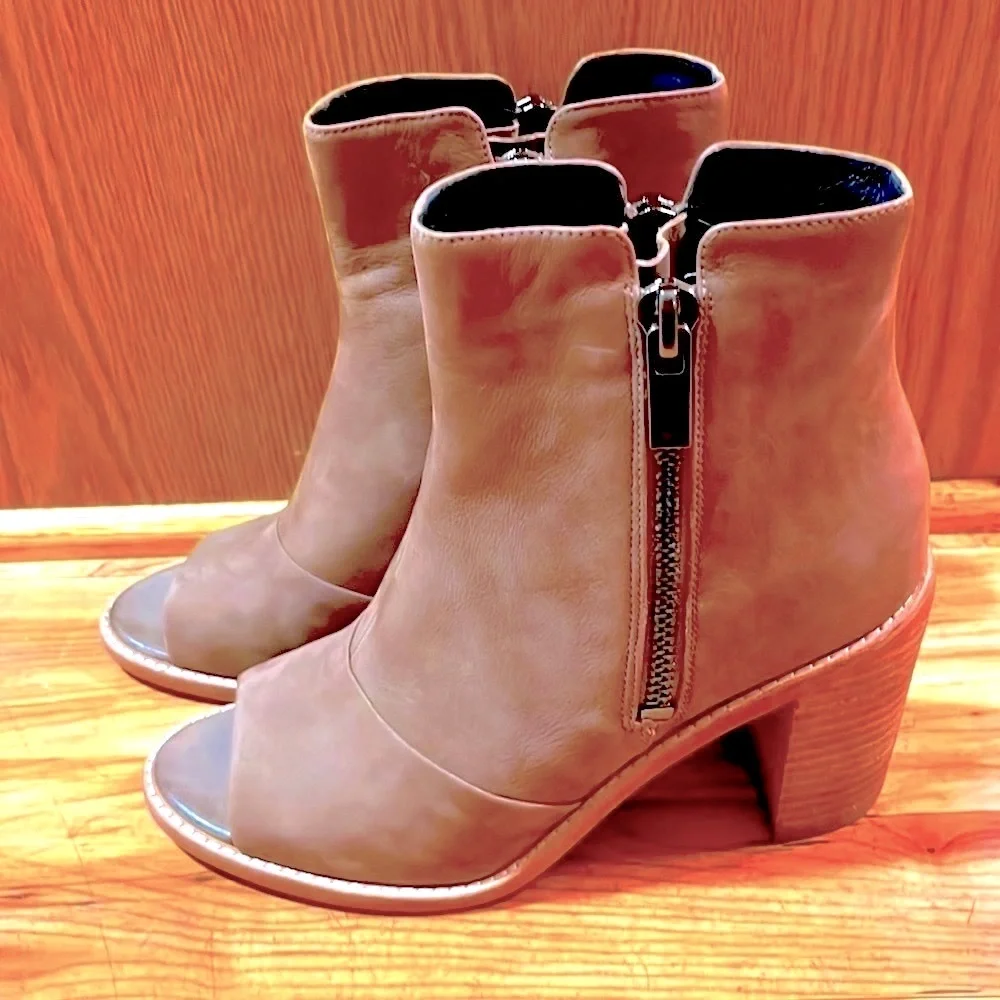 Kenneth Cole brand new